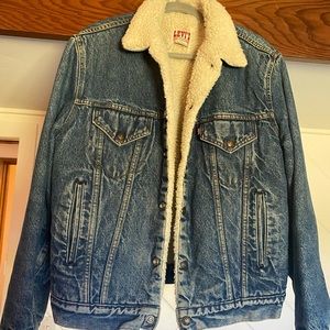 Nice Levi’s Sherpa Lined jean Jacket.